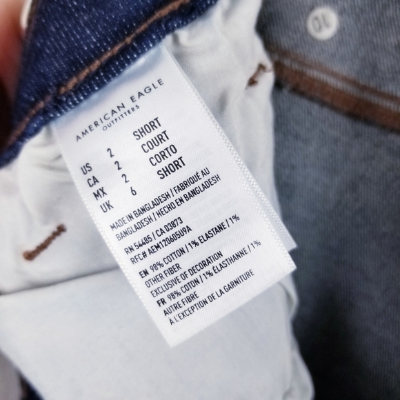 American Eagle Tomgirl Jeans NWT - Picture 7 of 16